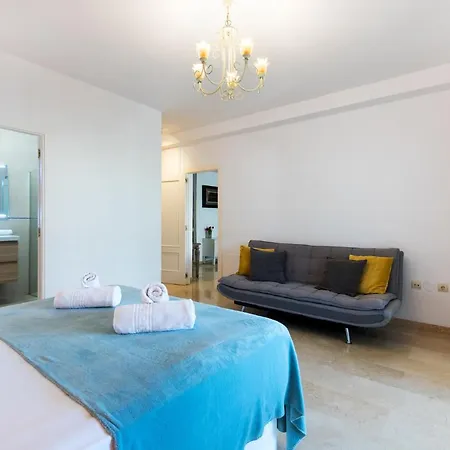Apartment New Royal Torrequebrada Ideal For Families & Groups